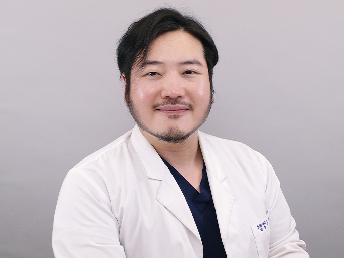 윤준걸 선생님 이미지